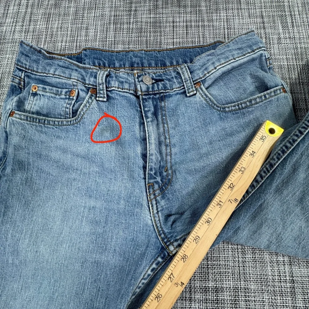 Levis *orders ship